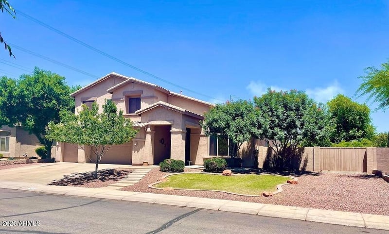 345 Date Palm Dr, Gilbert, AZ 85234