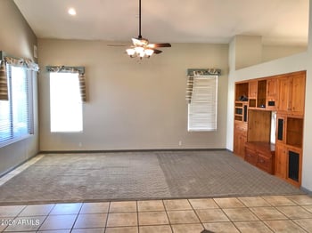 345 Date Palm Dr, Gilbert, AZ 85234