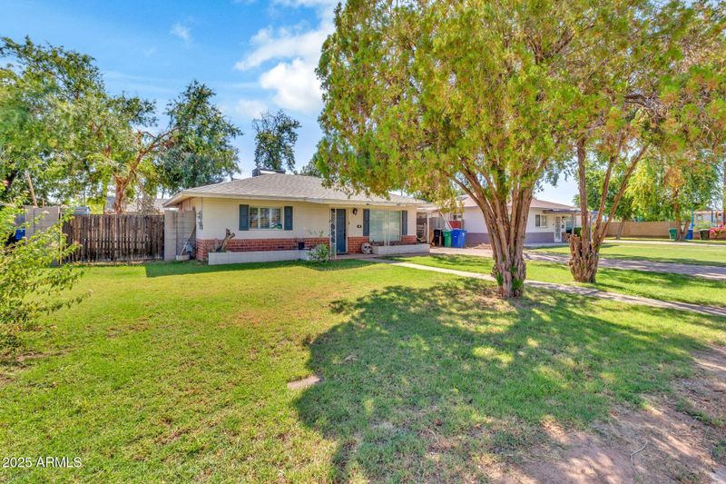 345 W 9th St W, Mesa, AZ 85201