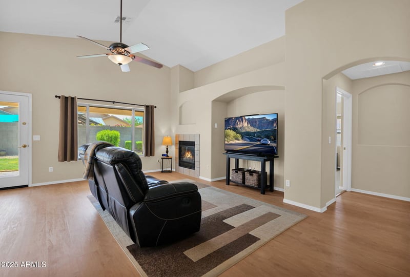 3451 Geronimo Ct, Gilbert, AZ 85295