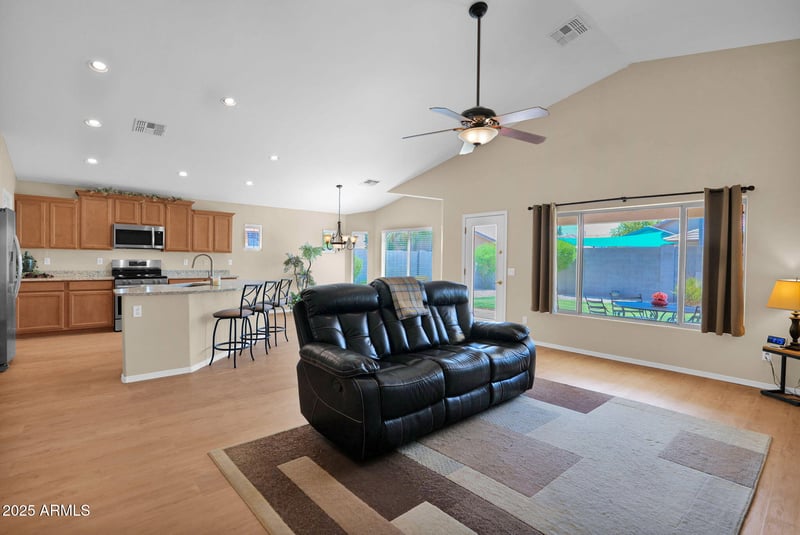 3451 Geronimo Ct, Gilbert, AZ 85295