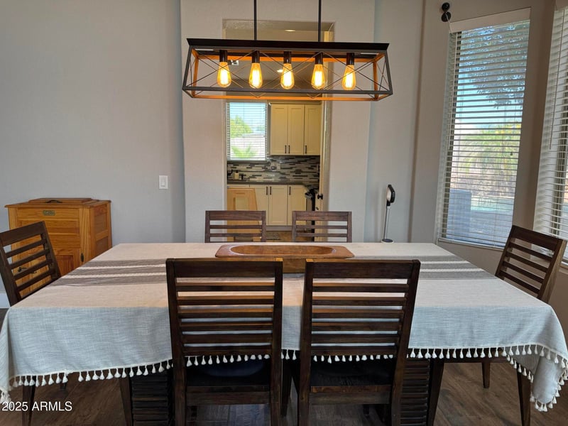 3452 Sands Dr, Phoenix, AZ 85027