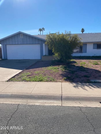 3453 Hearn Rd, Phoenix, AZ 85053