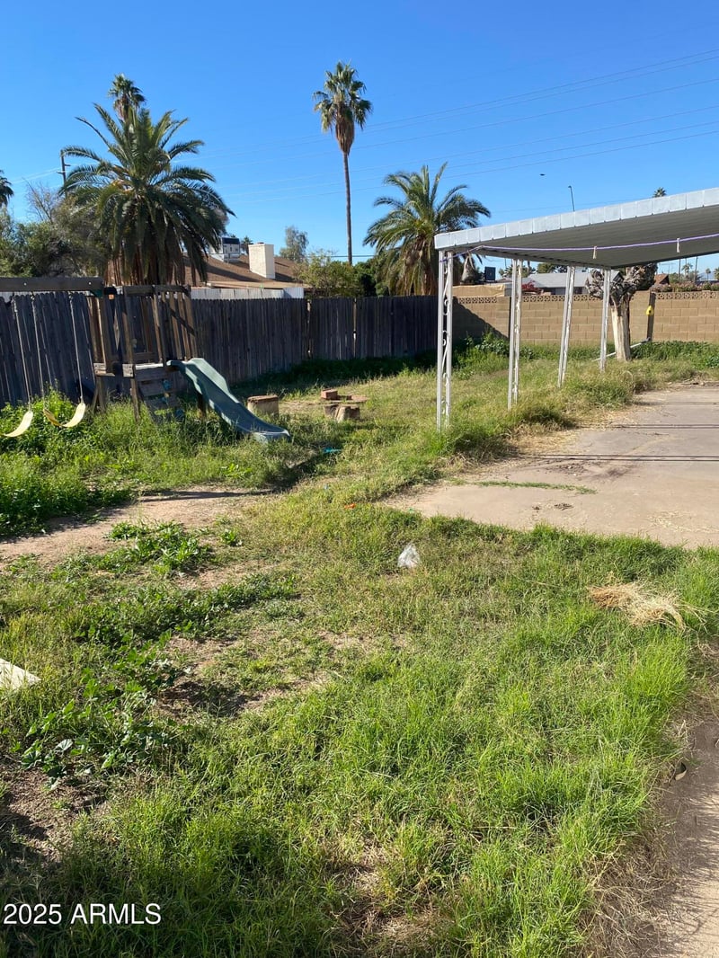 3453 Hearn Rd, Phoenix, AZ 85053