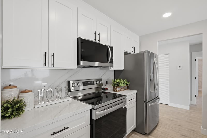 3453 W Hearn Rd, Phoenix, AZ 85053