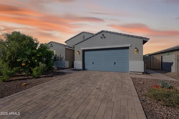 3454 Jasmine Way, San Tan Valley, AZ 85143