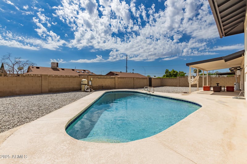 3455 W Gelding Dr, Phoenix, AZ 85053