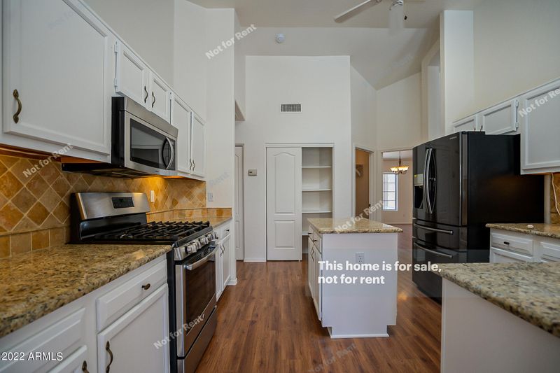 3457 E Contessa St, Mesa, AZ 85213