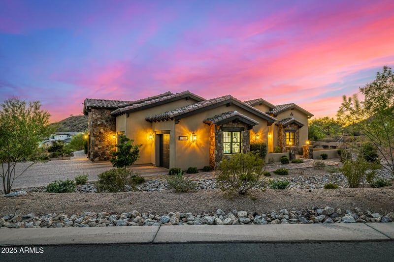 3460 Wild Horse Trl, Mesa, AZ 85207