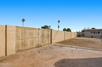3462 Hearn Rd, Phoenix, AZ 85032