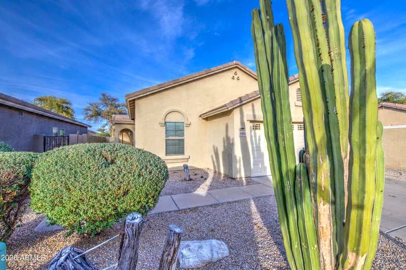 3462 Hayden Peak Dr, San Tan Valley, AZ 85144