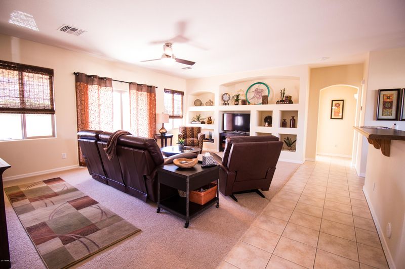 3463 E Peach Tree Dr, Chandler, AZ 85249