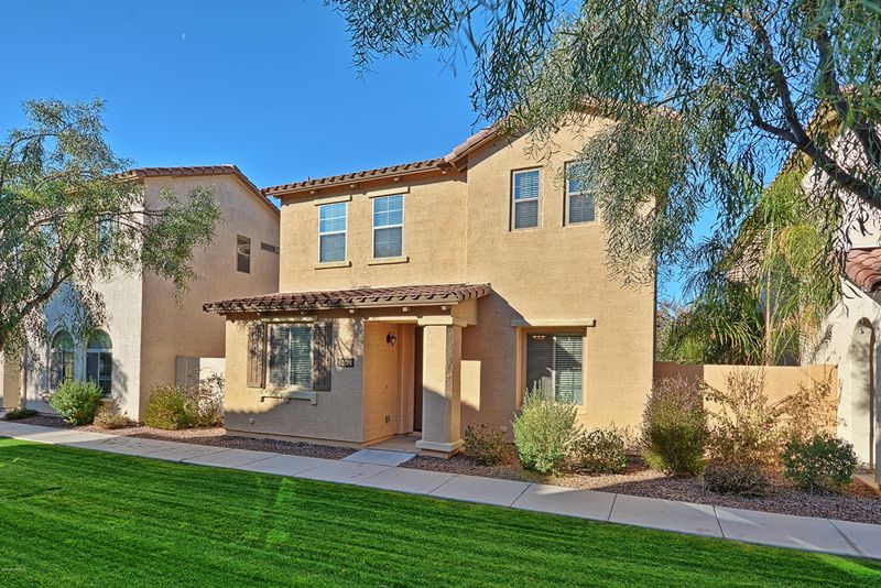 3463 S Seneca Way, Gilbert, AZ 85297