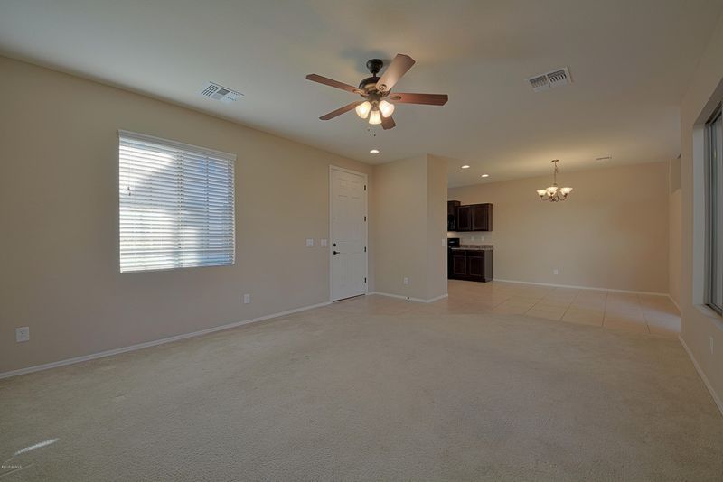 3463 S Seneca Way, Gilbert, AZ 85297