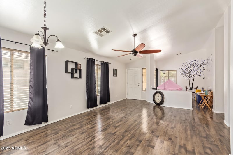 34631 Picket Post Dr, San Tan Valley, AZ 85144