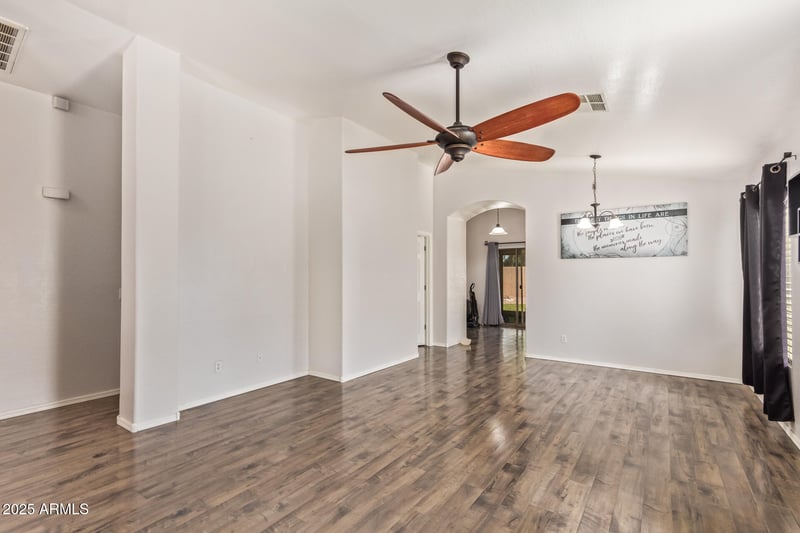 34631 Picket Post Dr, San Tan Valley, AZ 85144
