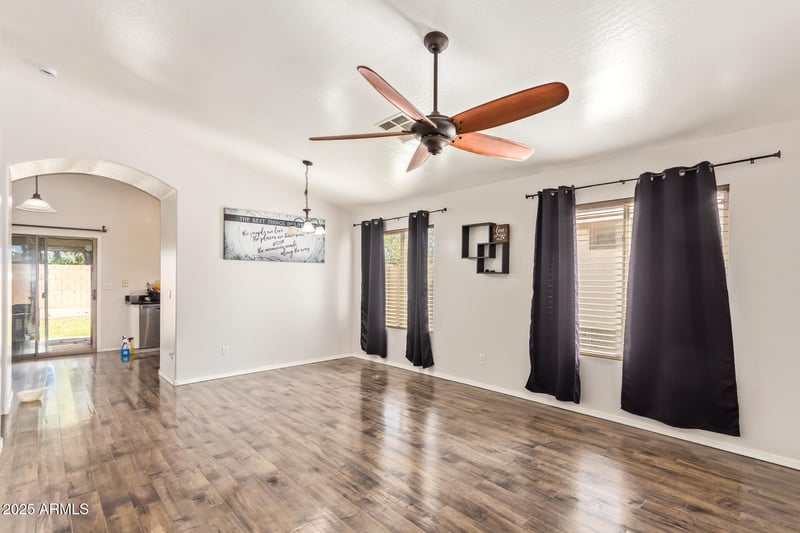 34631 Picket Post Dr, San Tan Valley, AZ 85144
