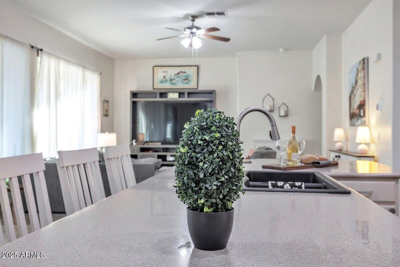 3465 Rosa Ln, Gilbert, AZ 85297