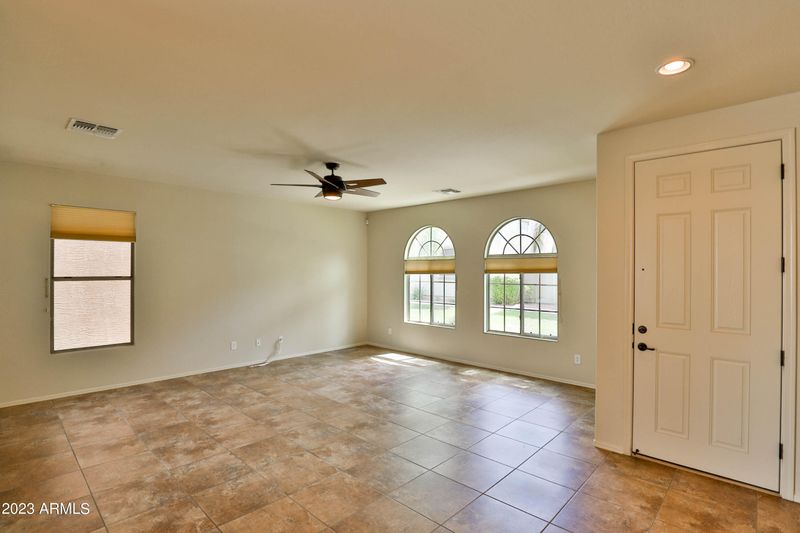 3465 S Swan Dr, Gilbert, AZ 85297