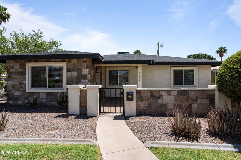 347 E Mariposa St, Phoenix, AZ 85012
