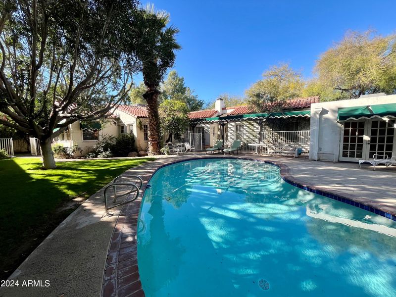 347 E Verde Ln, Phoenix, AZ 85012
