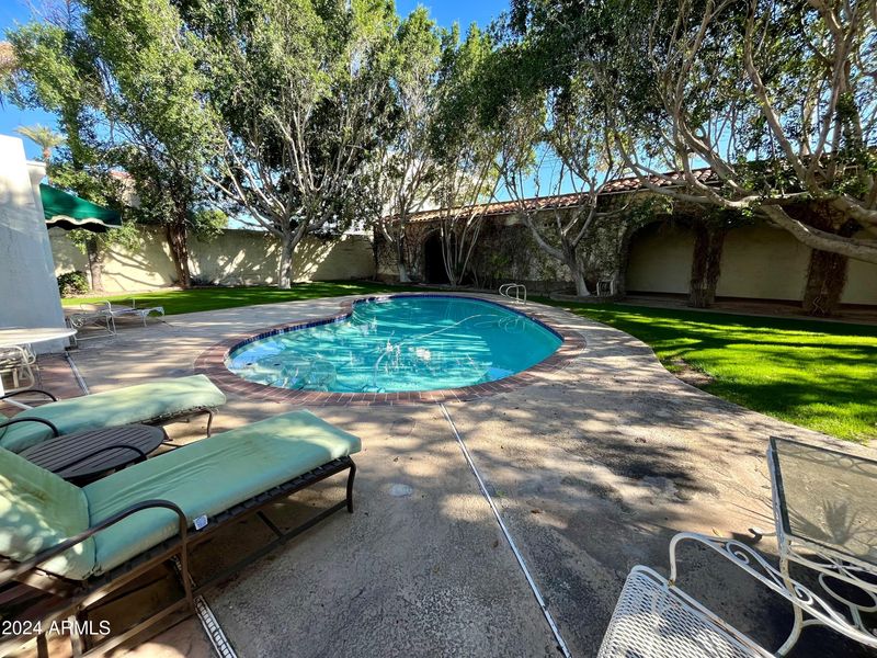 347 E Verde Ln, Phoenix, AZ 85012