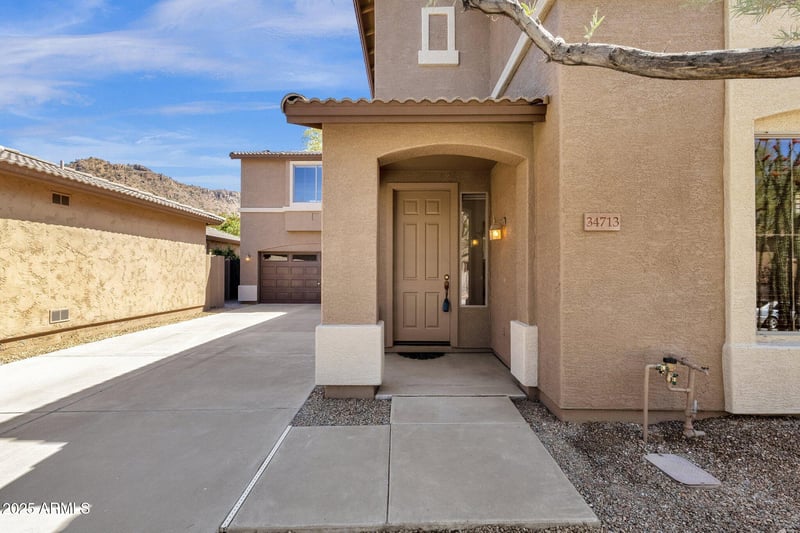 34713 24th Ln, Phoenix, AZ 85086