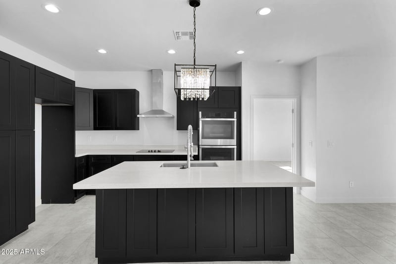 34724 Surrey Ln, San Tan Valley, AZ 85140