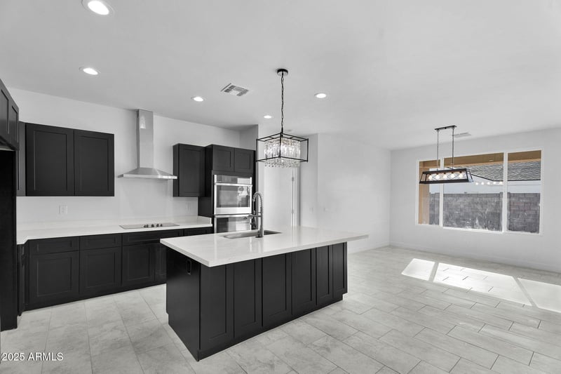 34724 Surrey Ln, San Tan Valley, AZ 85140