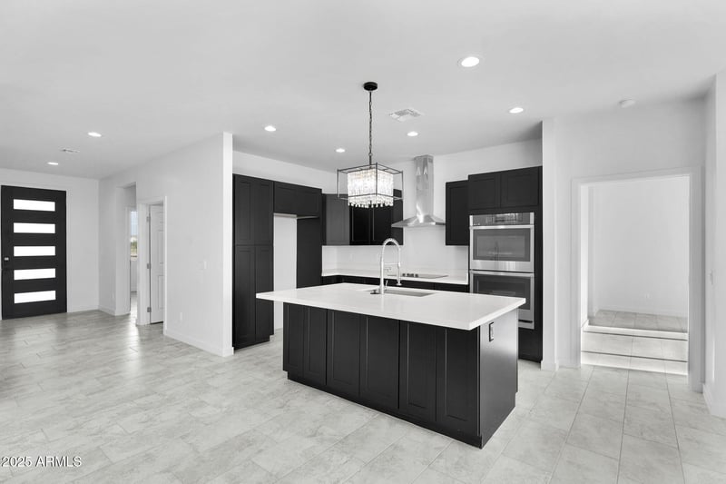 34724 Surrey Ln, San Tan Valley, AZ 85140