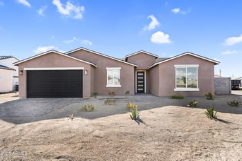 34724 Surrey Ln, San Tan Valley, AZ 85140