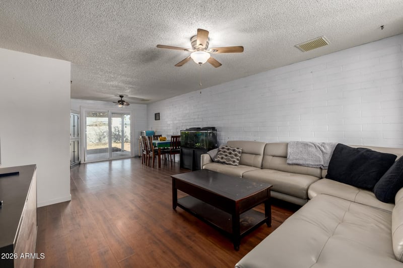 3474 Delcoa Dr, Phoenix, AZ 85032