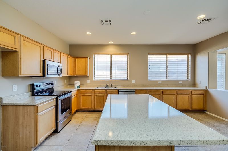 3475 E Hampton Ln, Gilbert, AZ 85295