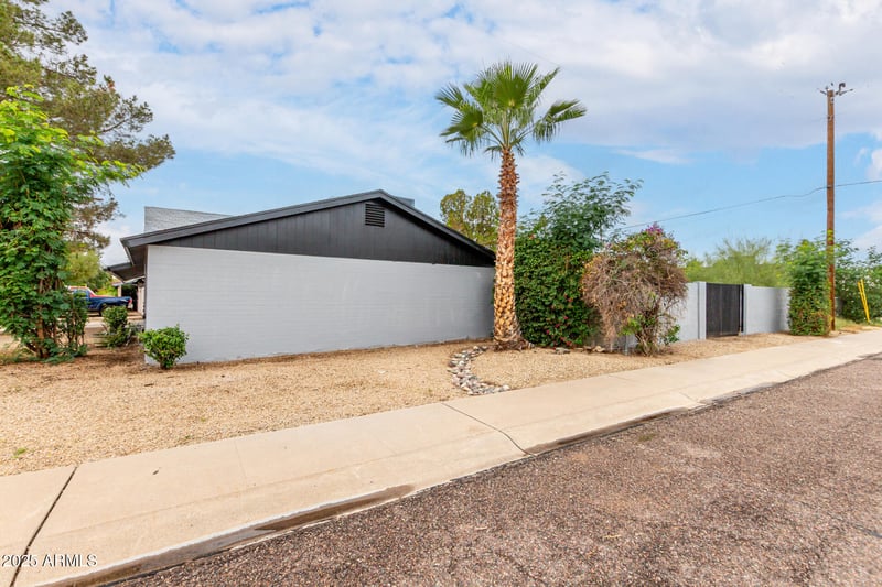 3478 Sharon Dr, Phoenix, AZ 85032