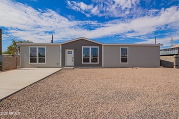 348 83rd Pl, Mesa, AZ 85207