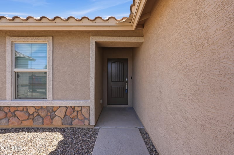 348 Tamarack Dr, San Tan Valley, AZ 85140