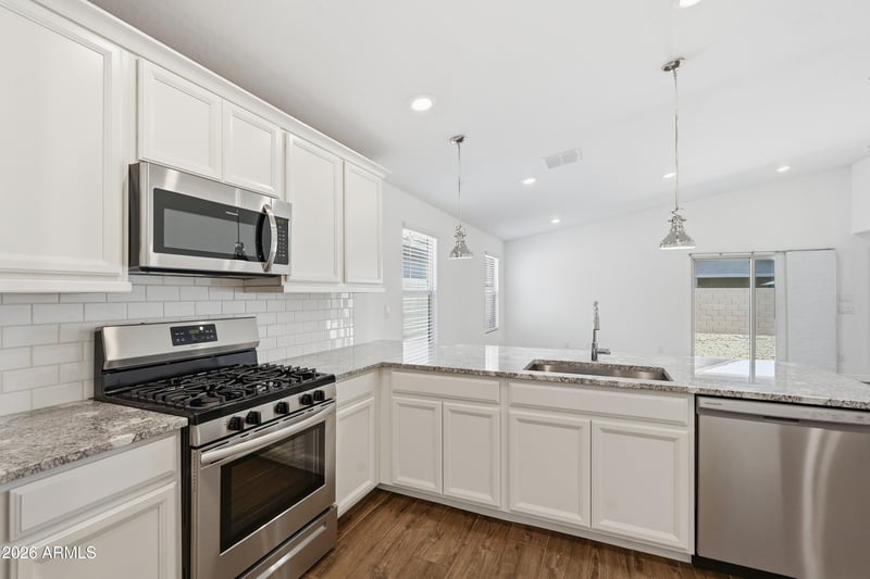 348 Tamarack Dr, San Tan Valley, AZ 85140