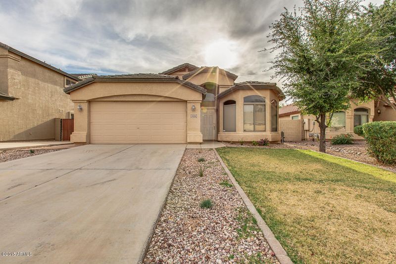 34816 N Barka Trl, San Tan Valley, AZ 85143