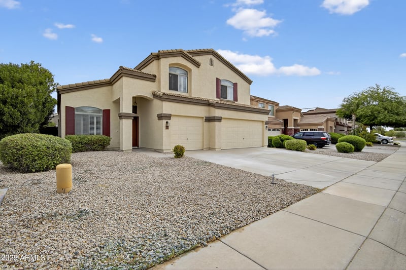 3482 Sunshine Butte Dr, San Tan Valley, AZ 85144
