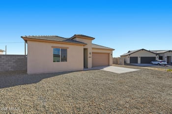 34839 Palm Dr, San Tan Valley, AZ 85140