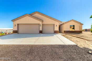 34889 3rd St, Phoenix, AZ 85086