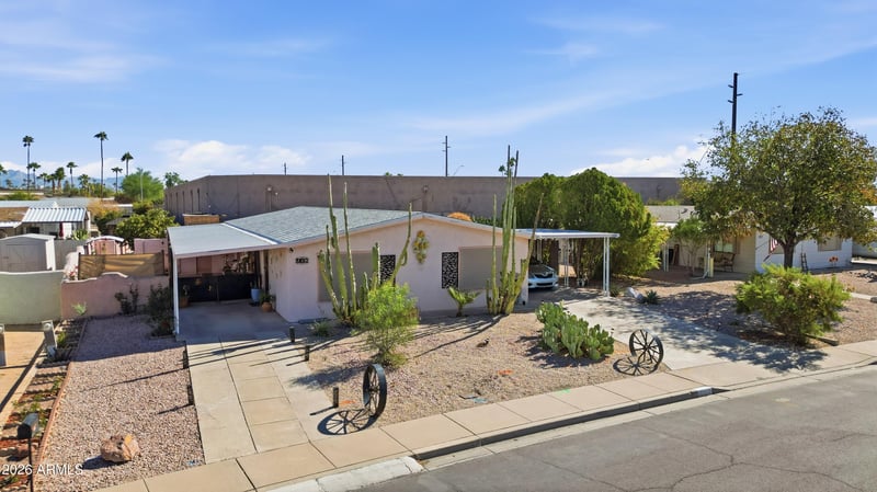 349 S Alvaro Cir, Mesa, AZ 85206