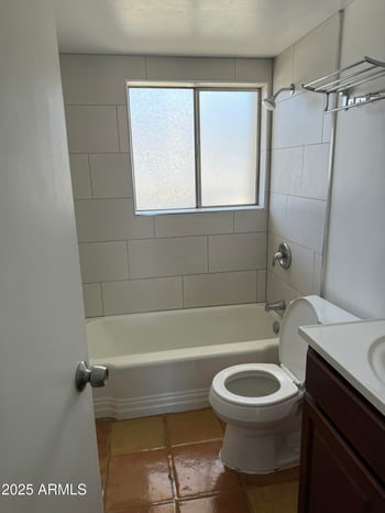 349 Thomas Rd #E207, Phoenix, AZ 85012