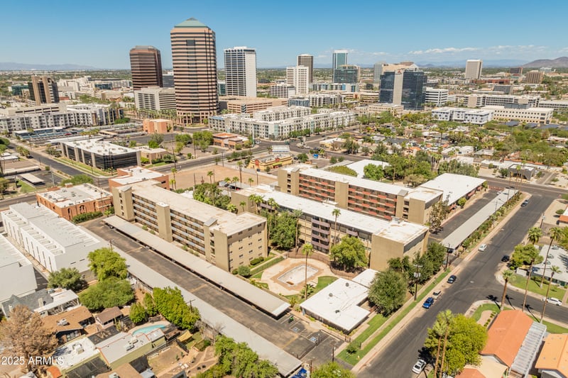 349 Thomas Rd #E301, Phoenix, AZ 85012