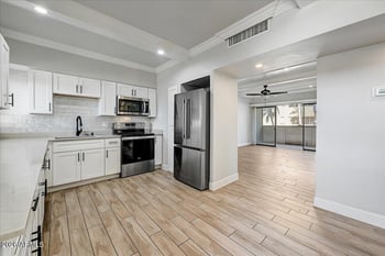 349 Thomas Rd #E302, Phoenix, AZ 85012