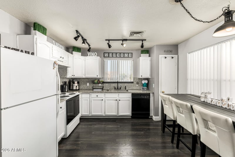 3490 W Frankfurt Dr, Chandler, AZ 85226