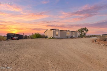 34901 W Dobbins Rd, Arlington, AZ 85322