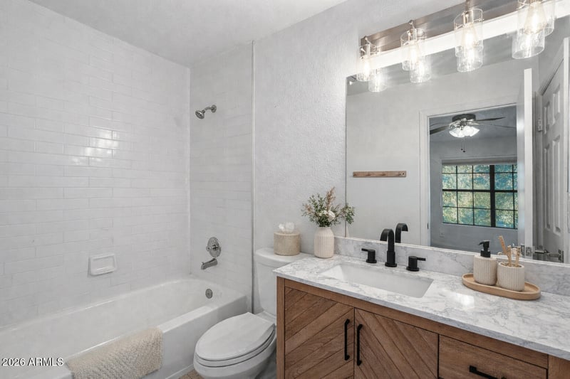 3491 Arizona Ave #105, Chandler, AZ 85225