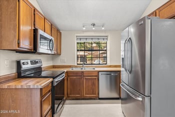 3491 N Arizona Ave #71, Chandler, AZ 85225