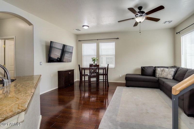 34927 N 30th Ave, Phoenix, AZ 85086